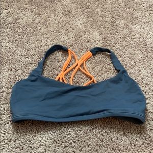 Lululemon Free to be Zen Bra